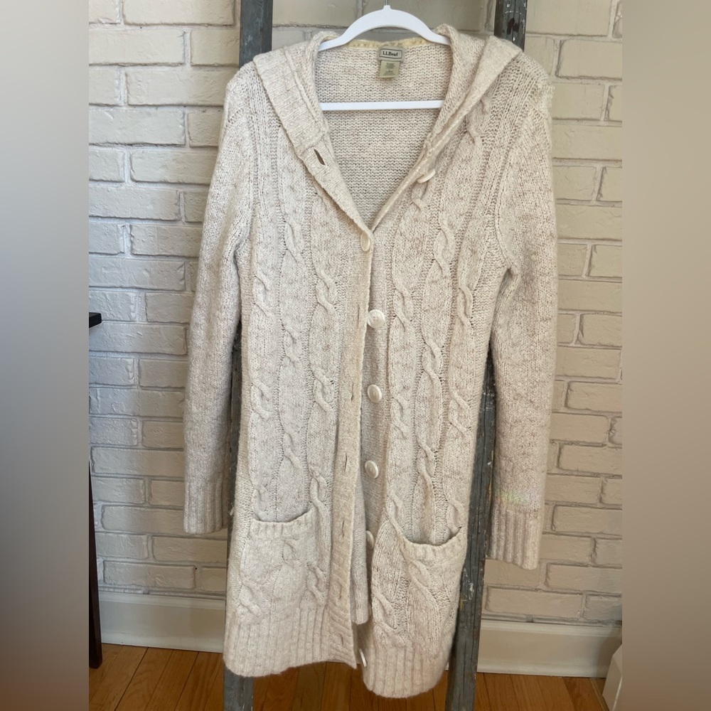 Off white , cream, L.L. Bean long duster w/buttons,excellent pre-used condition